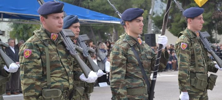 Πρόσκληση για κατάταξη στο Στρατό Ξηράς με την 2018 ΣΤ΄/ΕΣΣΟ
